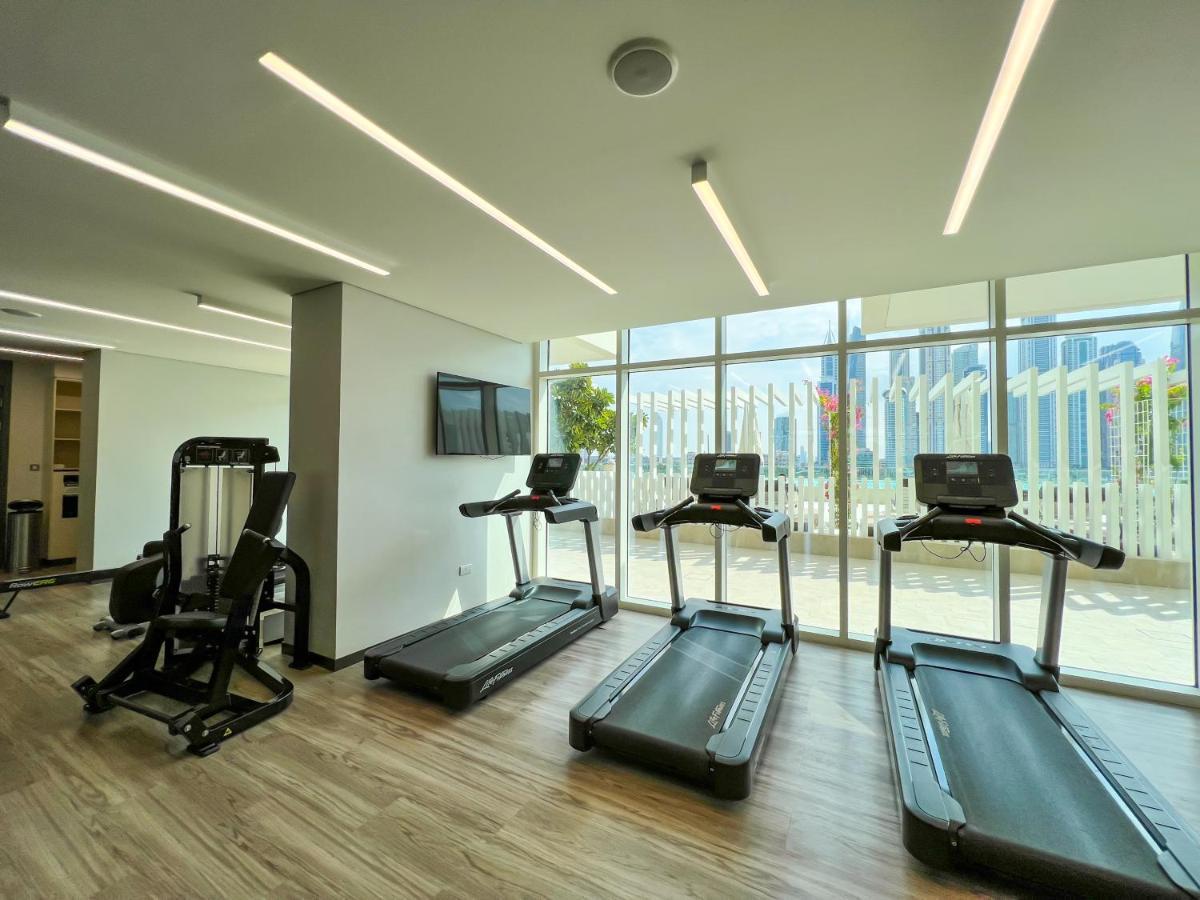 Fam Living - Beachfront Getaway In Emaar Beachfront - Private Access And Luxury Amenities Apartamento *