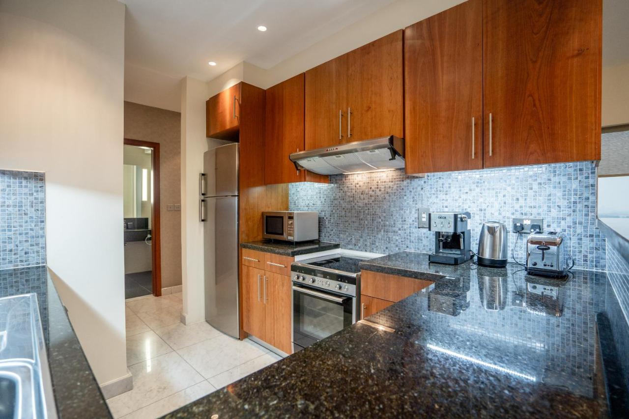 Nasma Luxury - Park Tower Apartment
