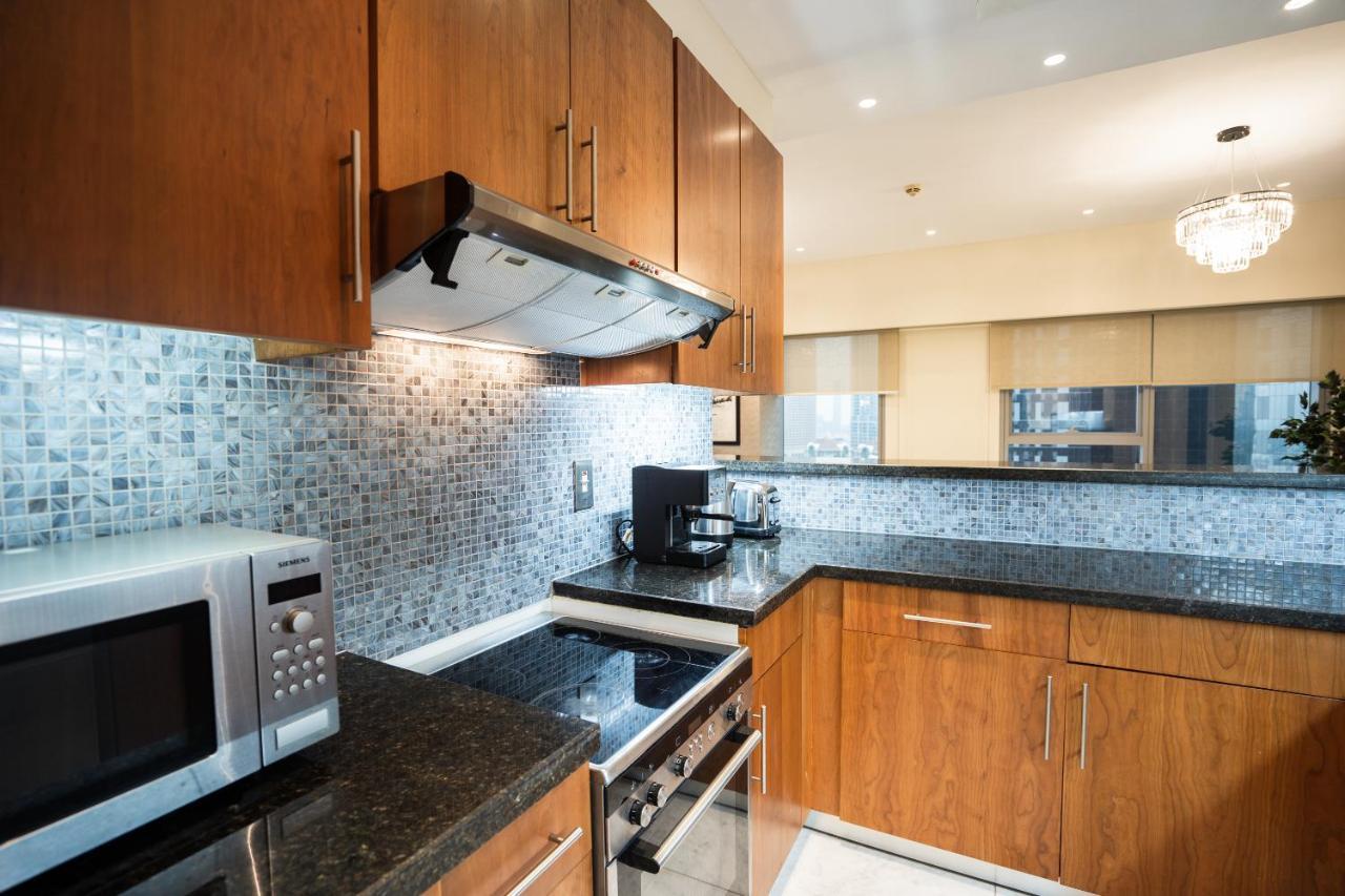 Nasma Luxury - Park Tower Apartment