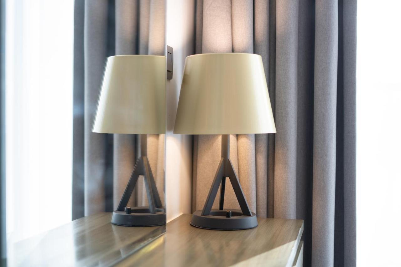 Aliving Stylish With Partial Burj & Canal Views- Prive , Business Bay 713 Apartamento