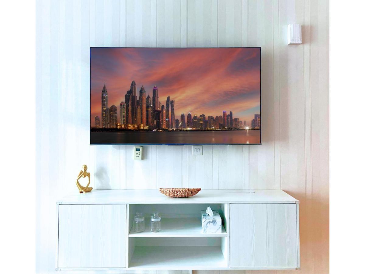 Luxury Studio - Near Mall Dubai