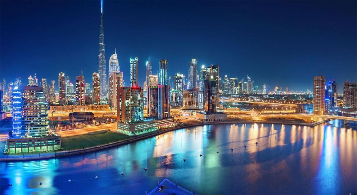 Downtown Ultra Luxury 1br - 15 Northside - Burj Khalifa View Dubai