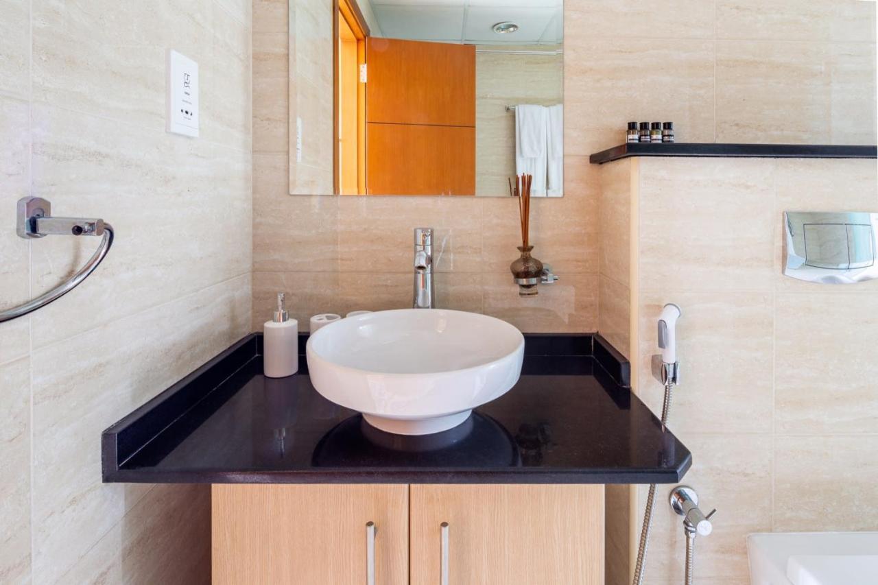 Frank Porter - Ocean Heights Apartament Dubai