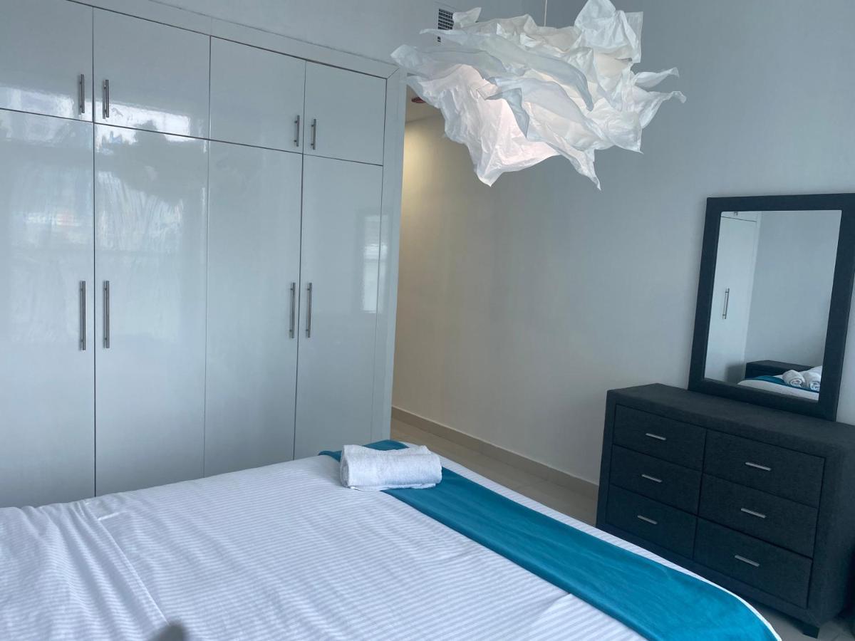 Golden Vacation Homes Continental Tower Marina Apartemen *