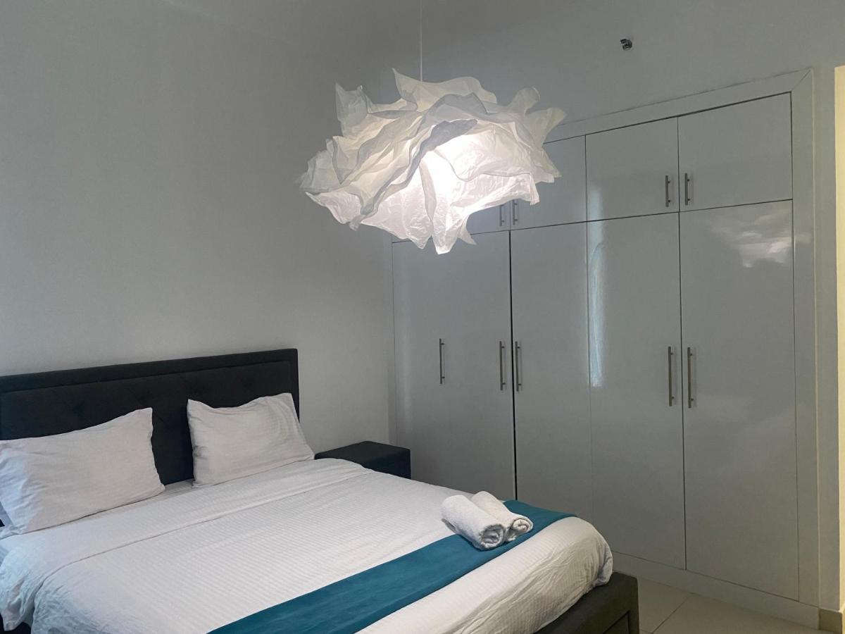 Golden Vacation Homes Continental Tower Marina Apartemen