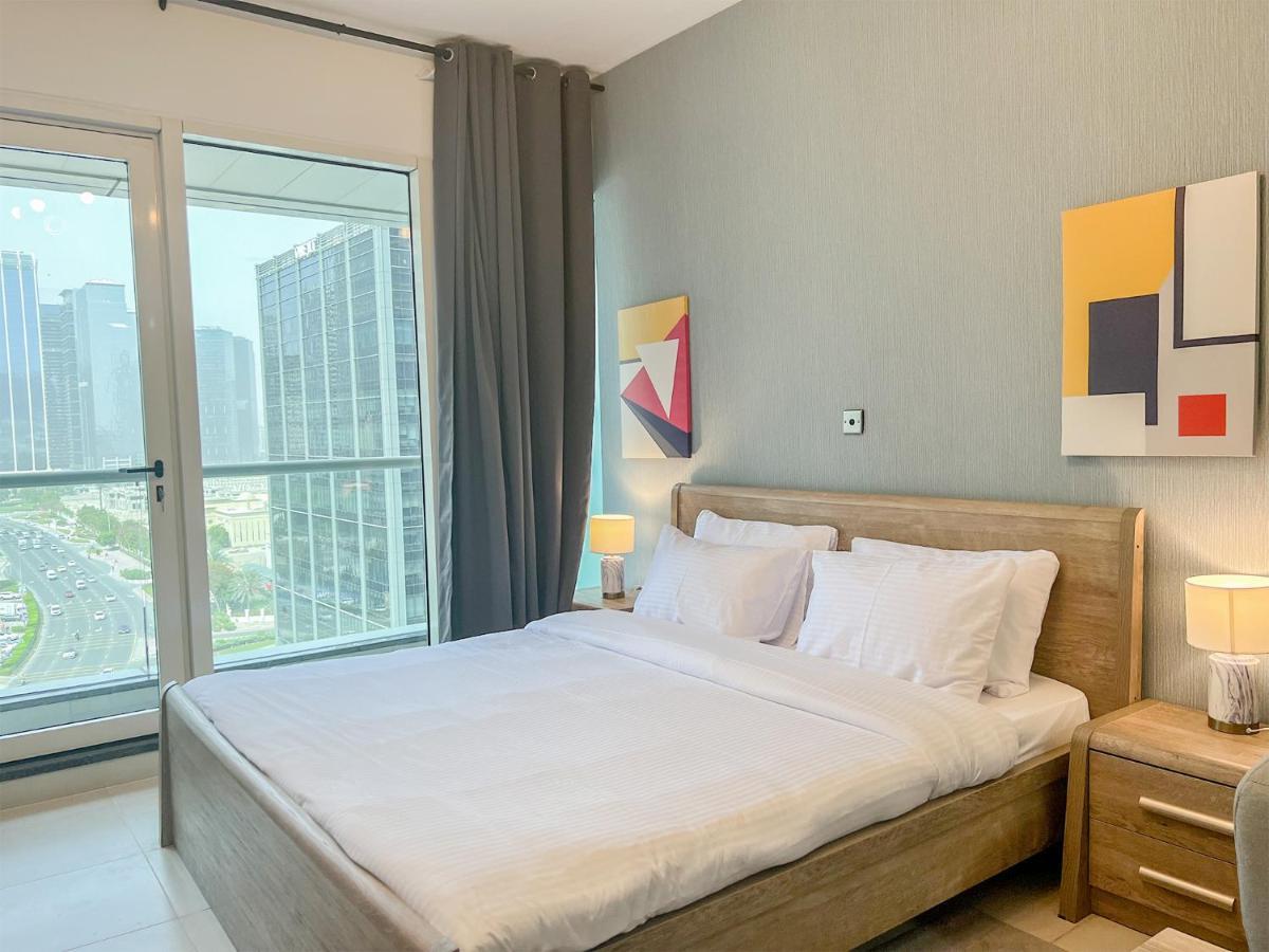 Cosmos Living Spacious With Balcony Appartement Dubaï