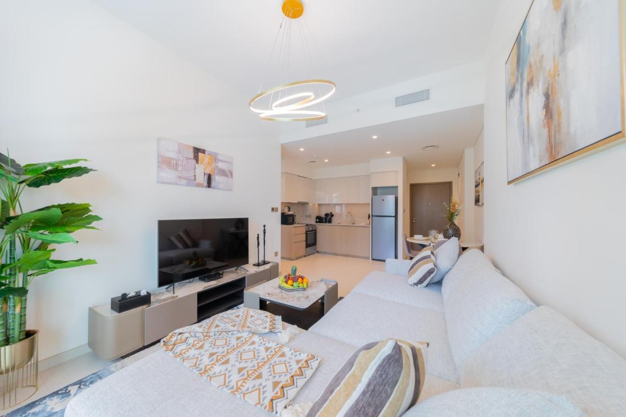 Eden's Homes & - Burj Royale Apartamento