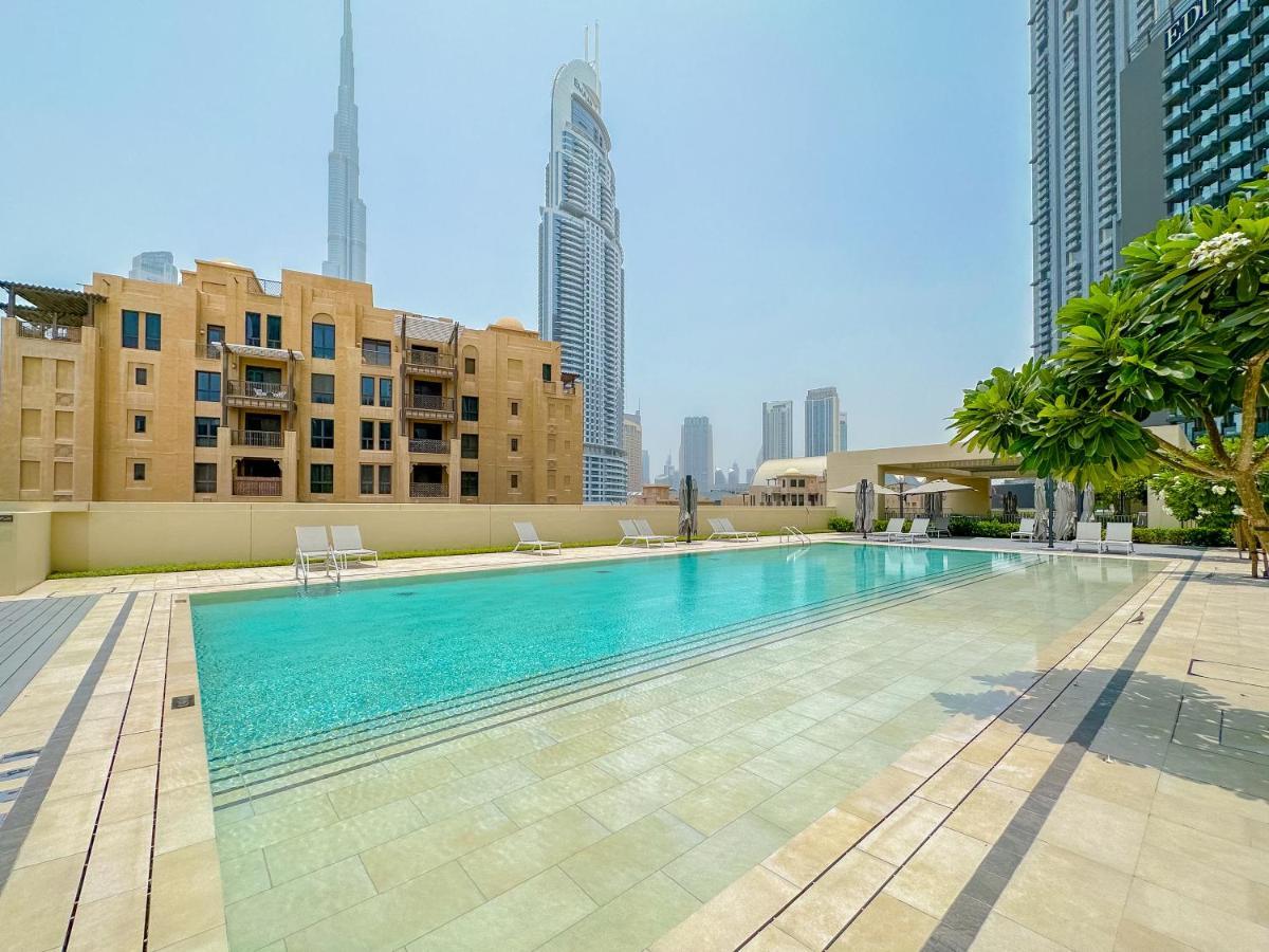 Eden's Homes & - Burj Royale Dubái