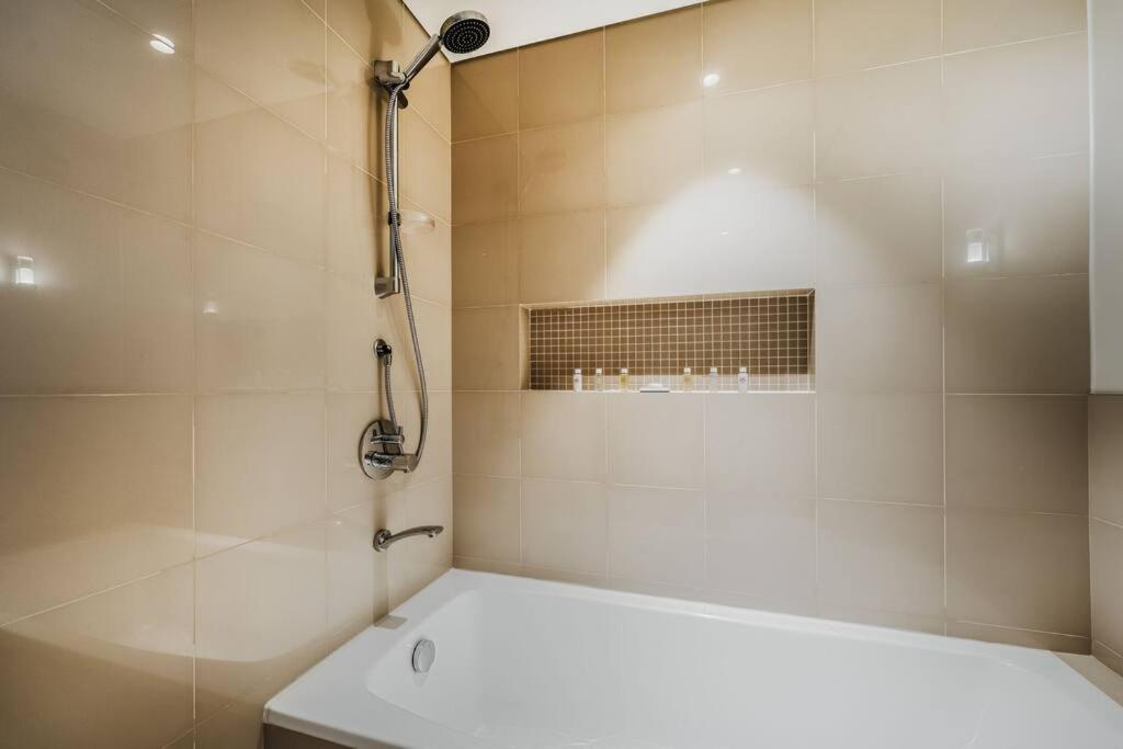 Panoramic 1br Burj Khalifa View At Boulevard Point Appartement