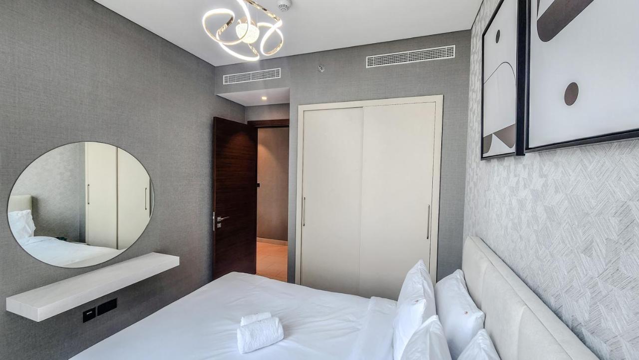 By Latinem Luxury 1br Cvr A1410 Near Burj Khalifa *