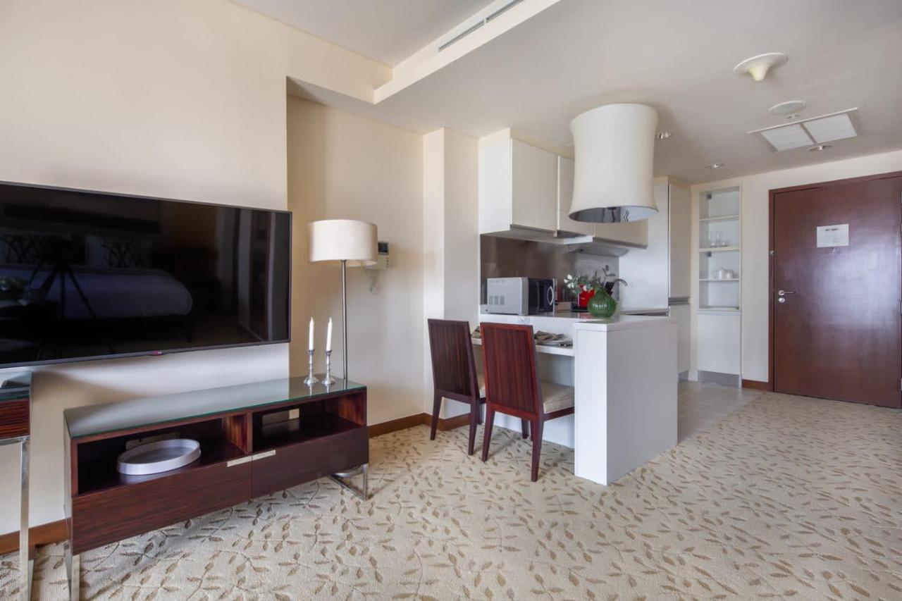 Frank Porter - Emaar Residences Fashion Avenue * Dubái