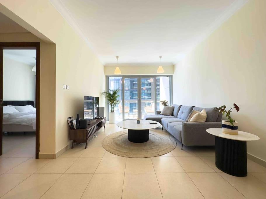 Spacious Place Near Mall, Fountains & Burj Khalifa Appartement Dubai