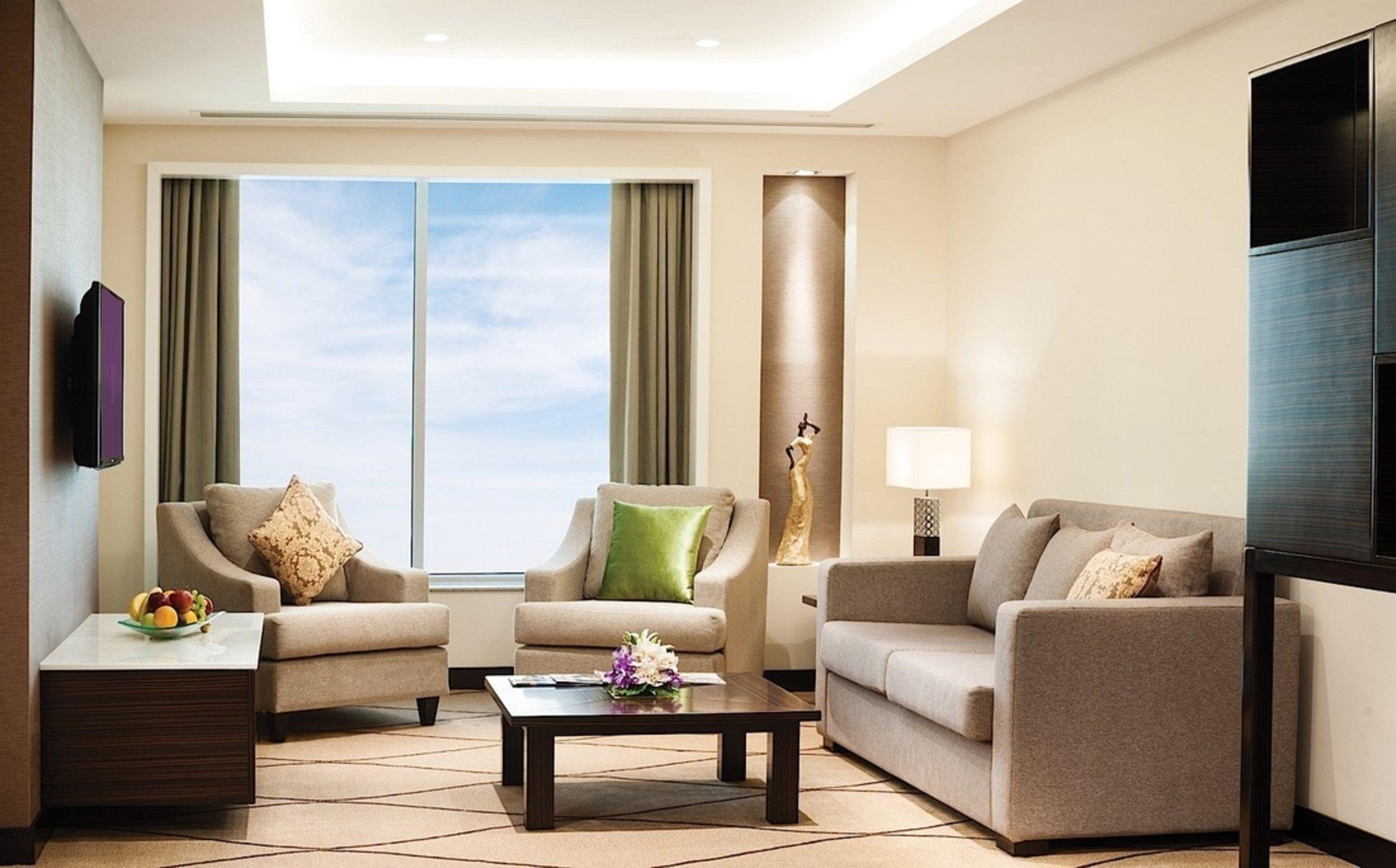 Carlton Downtown 4*