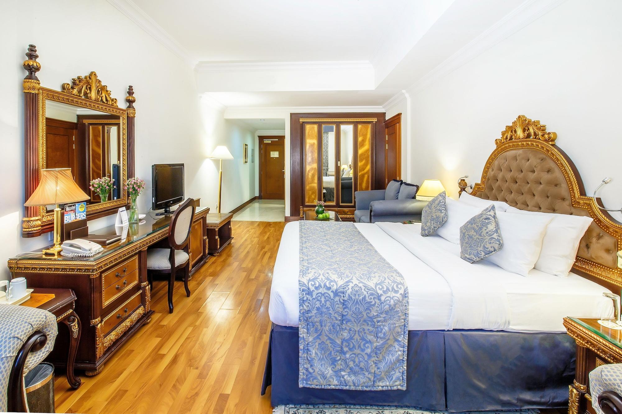 Grand Excelsior - Bur Hotell 4*