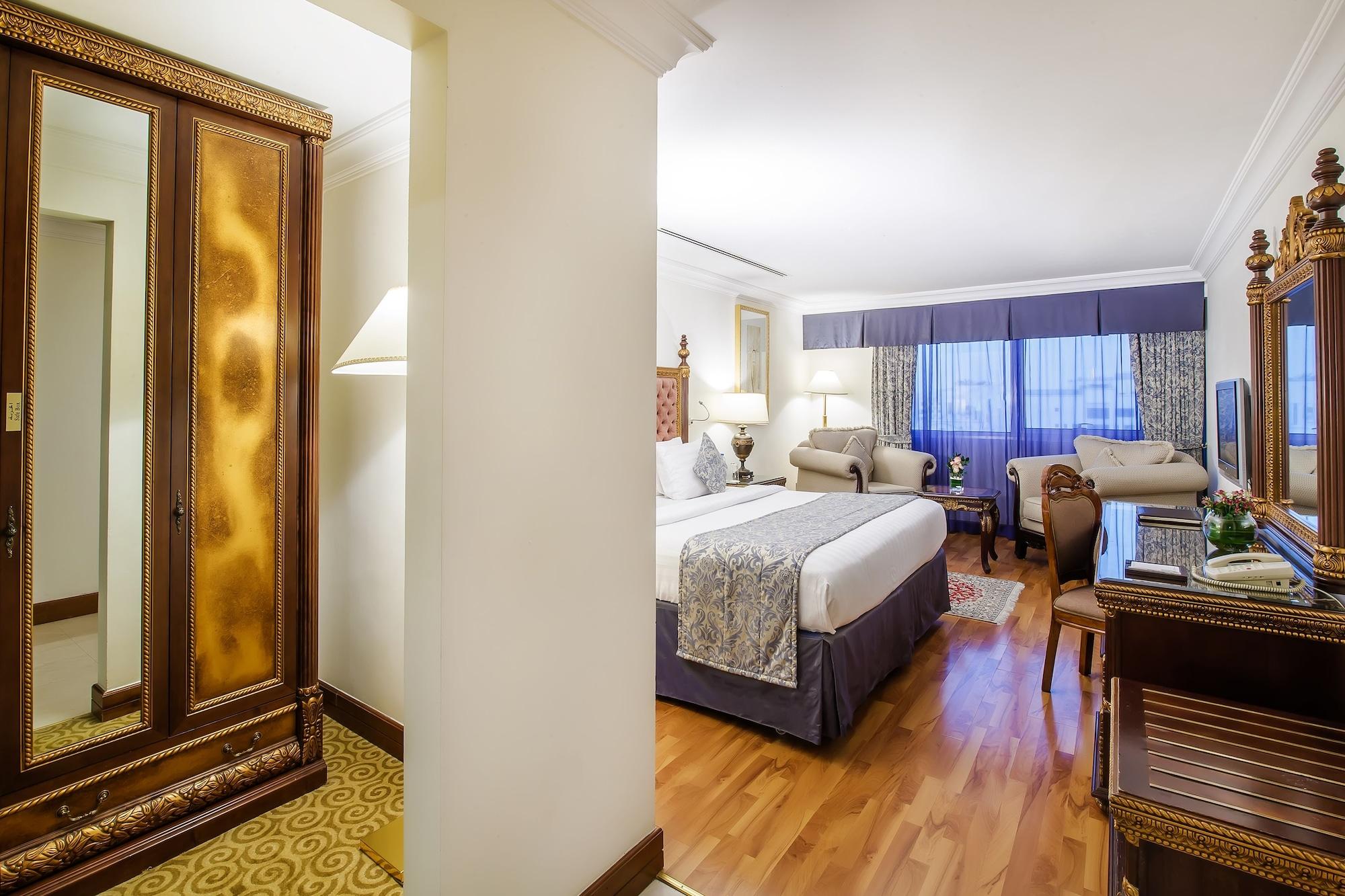 Grand Excelsior - Bur Hotell 4*