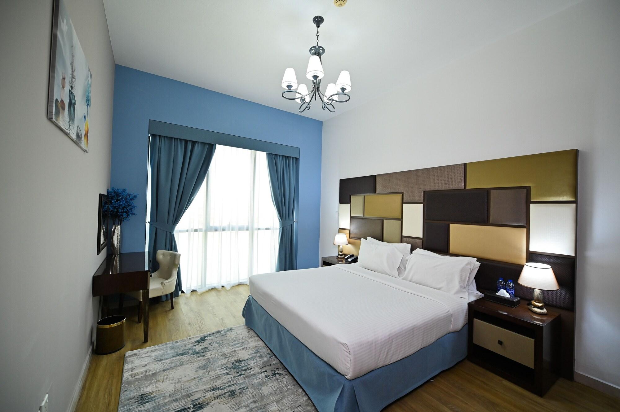 Al Waleed Palace Bur Apartahotel