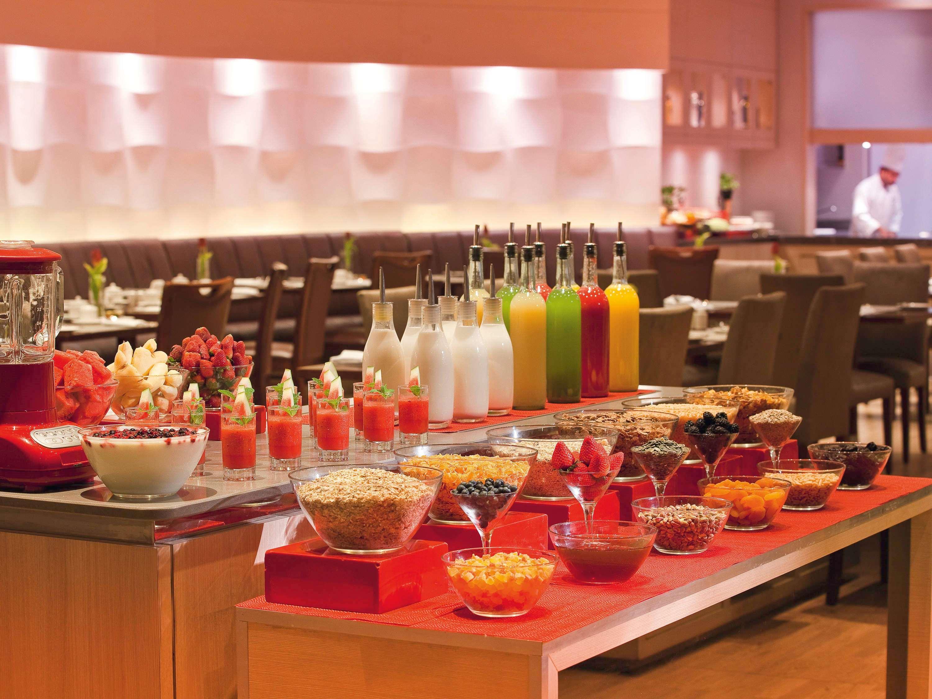 Mövenpick Hotel&apartments Hotel Dubai