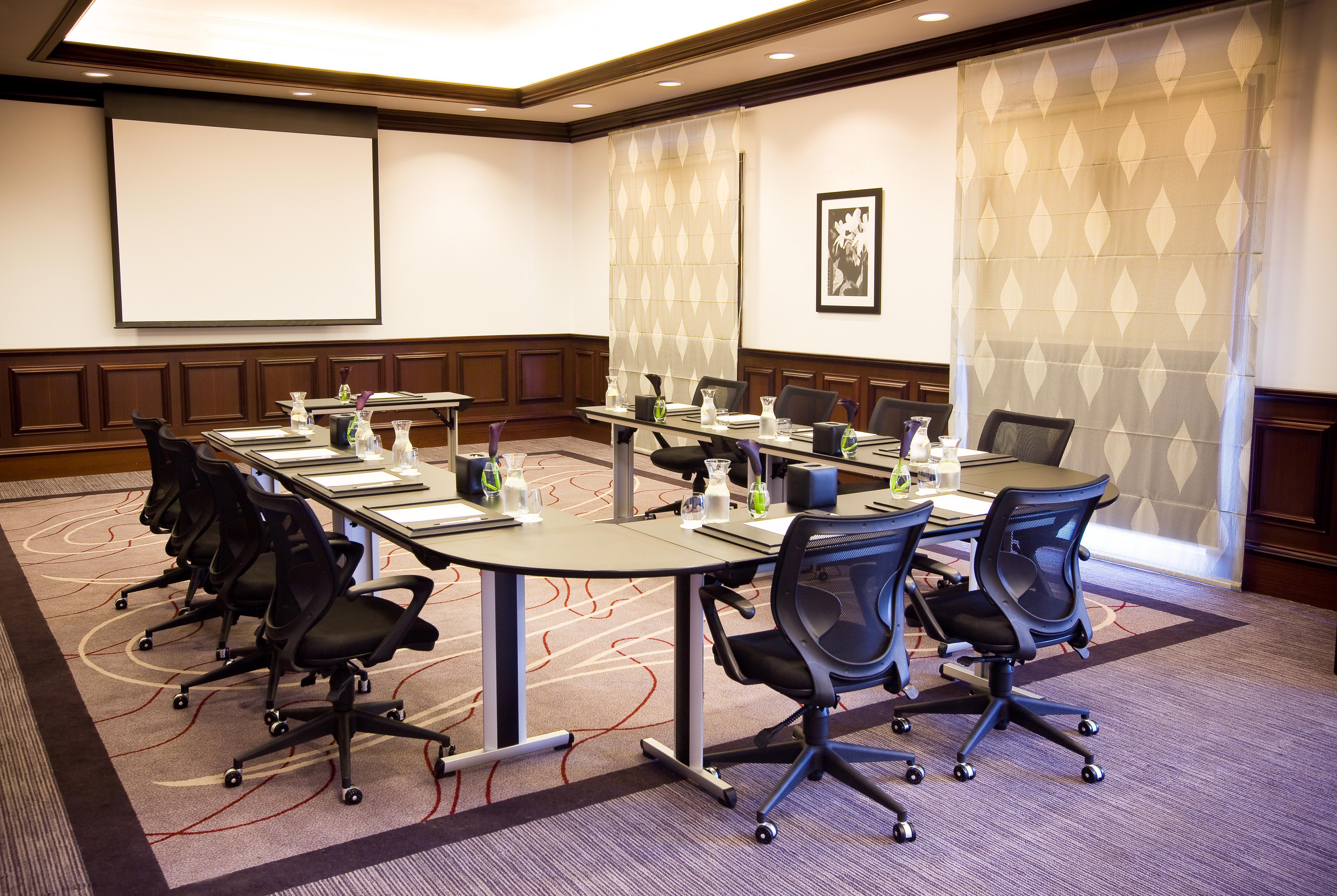Mövenpick Hotel&apartments Dubai