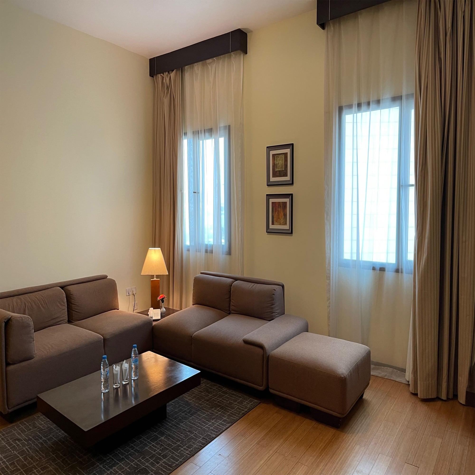 Tulip Creek Hotel de apartamente 4*