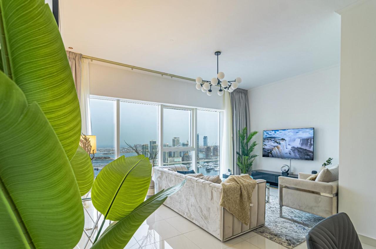 Oskena - Magical View Two Bedroom Marina Apartament *