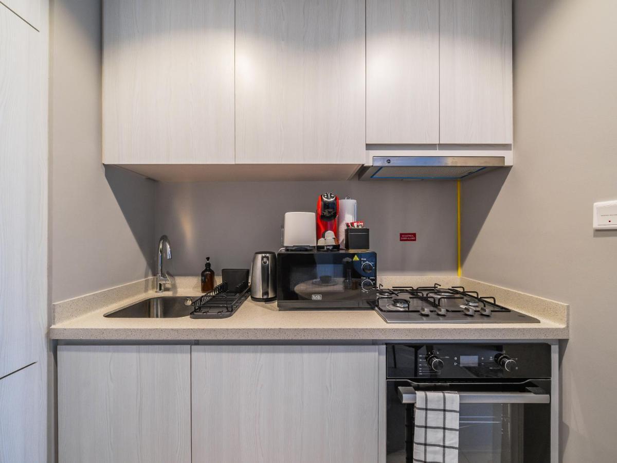 Apartment Business Bay's Coziest Hideaway With Balcony *