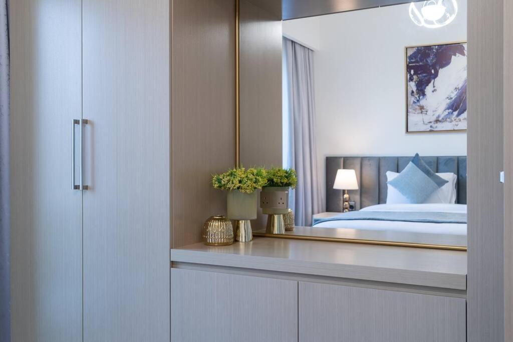 Apartament Vogue Downtown - Burj Royale - Spectacular Burj Khalifa & Mall View Dubai