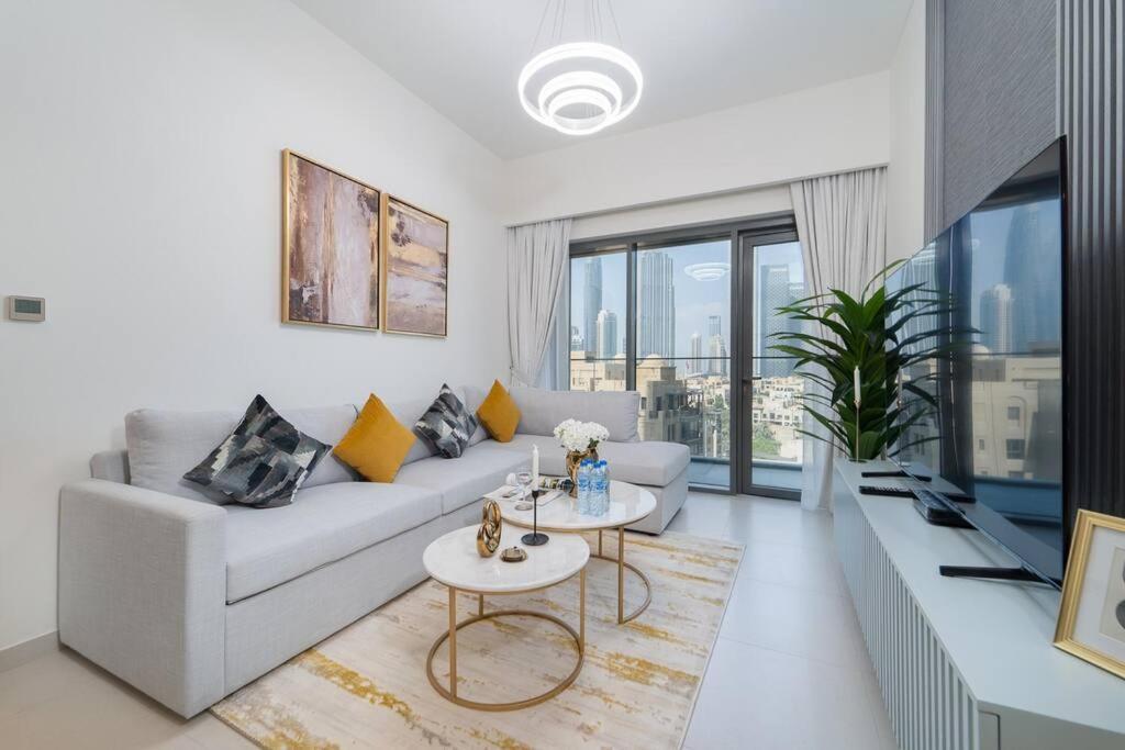 Apartament Vogue Downtown - Burj Royale - Spectacular Burj Khalifa & Mall View *