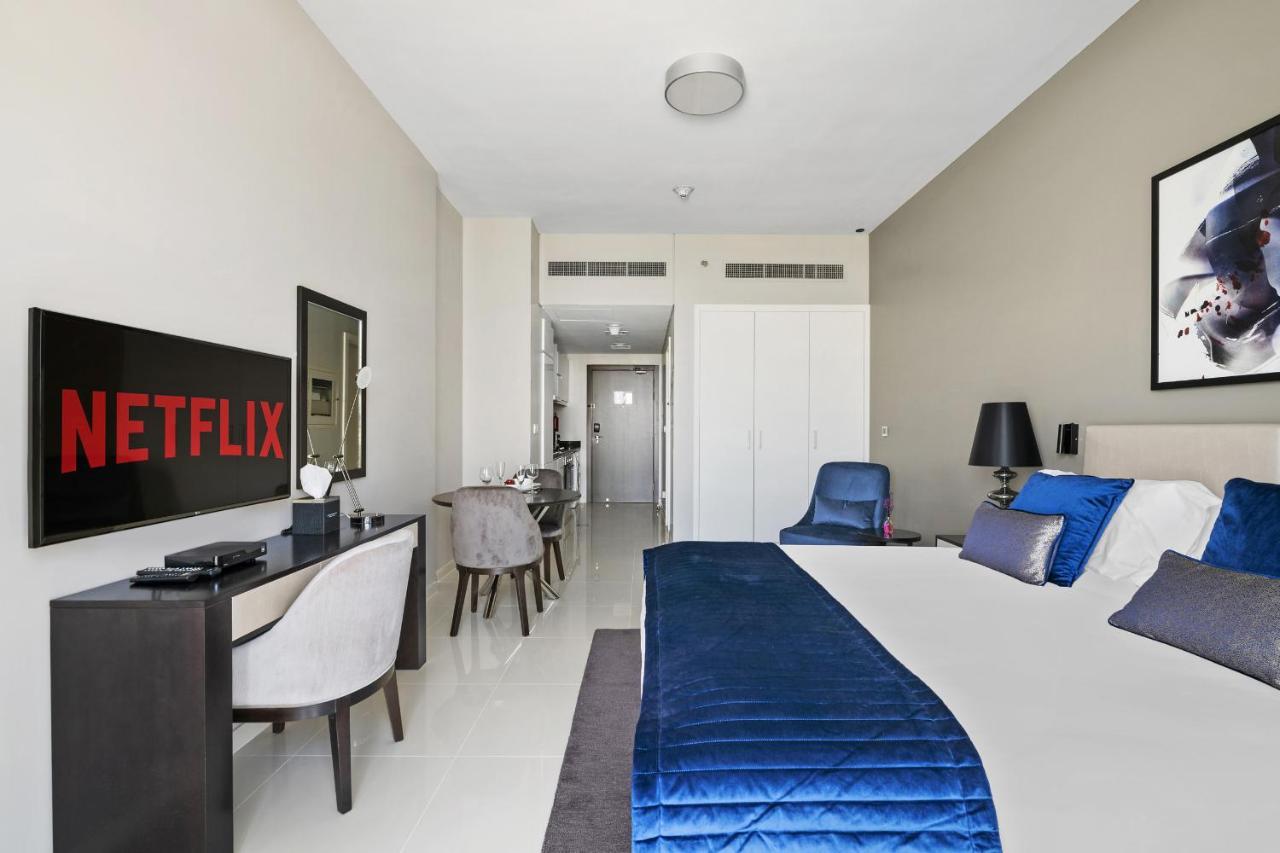 Appart hôtel Vayk - Chic Hotel-style In Damac Hills *