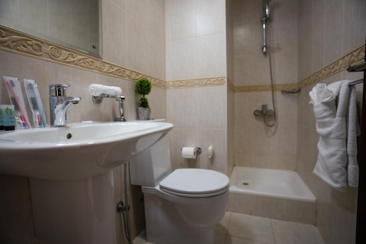 Elite 2br Luxurious Palm View In Marina Aparthotel