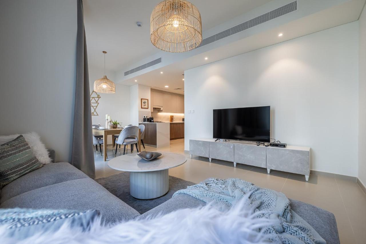 Spacious 3bdr Townhouse I Garden I Tilal Al Ghaf Сasa de vacaciones *