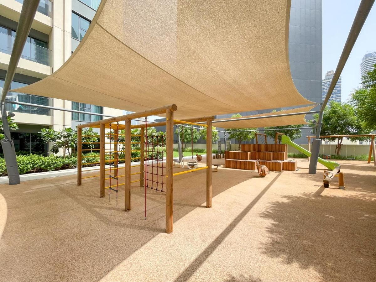 Amazing Next To Mall 160br-2 Apartment Dubai
