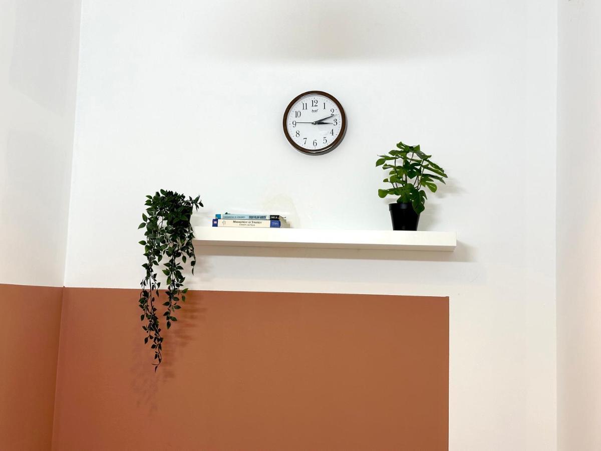Privatunterkunft Luxurious Partition In Tecom Near Internet Metro Station *