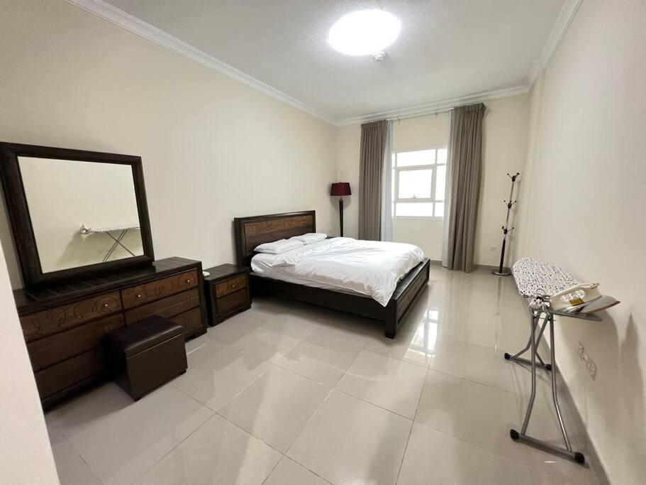 Apartament Stylish 1-bedroom In Jvc Dubai