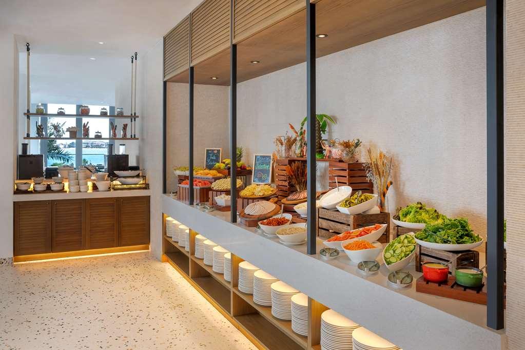 Radisson Palm Jumeirah Dubai