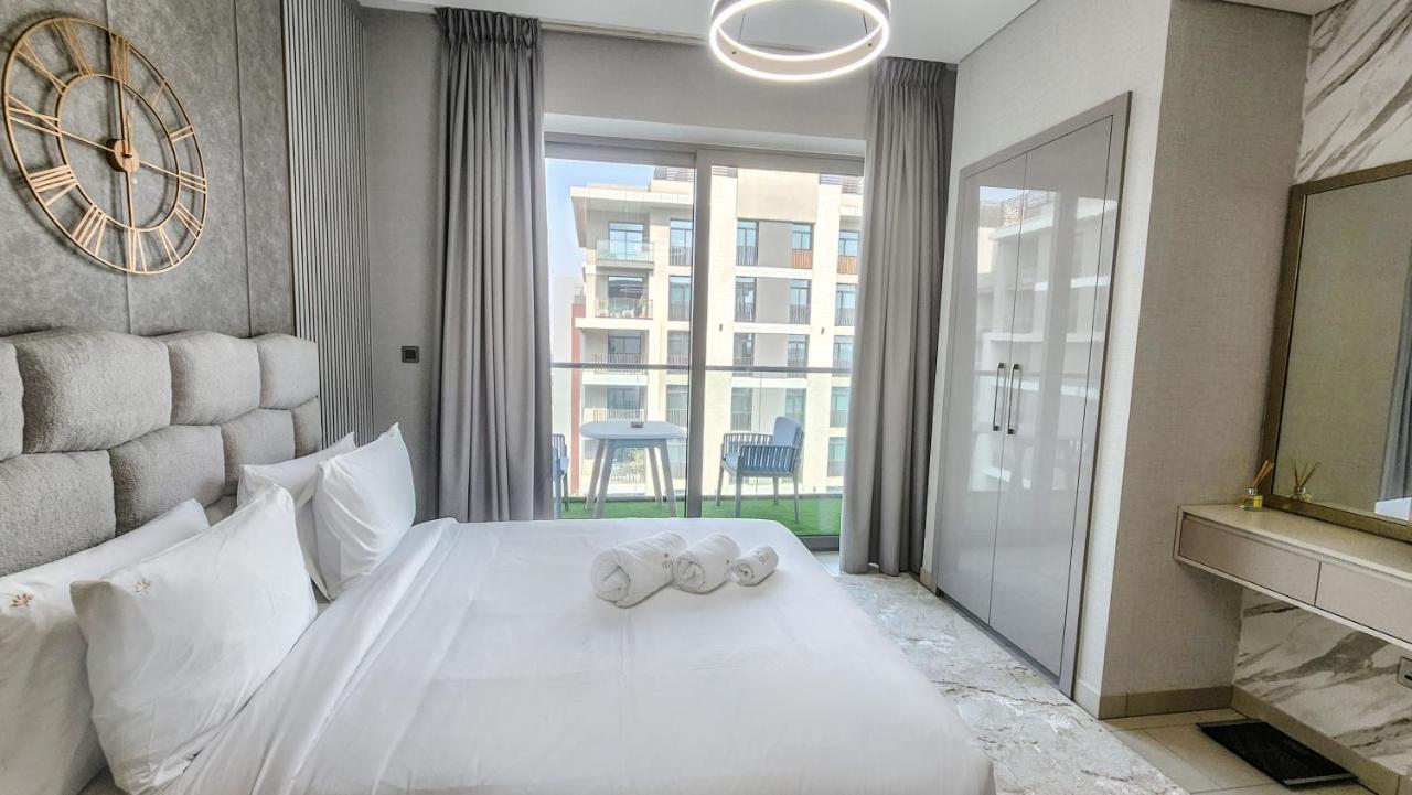 By Latinem Luxury G61115 Near Burj Khalifa Apartment