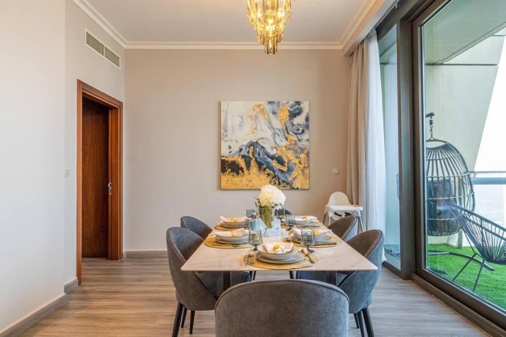 Appartement First Class 3br With Full Burj Khalifa And Fountain View Dubaï
