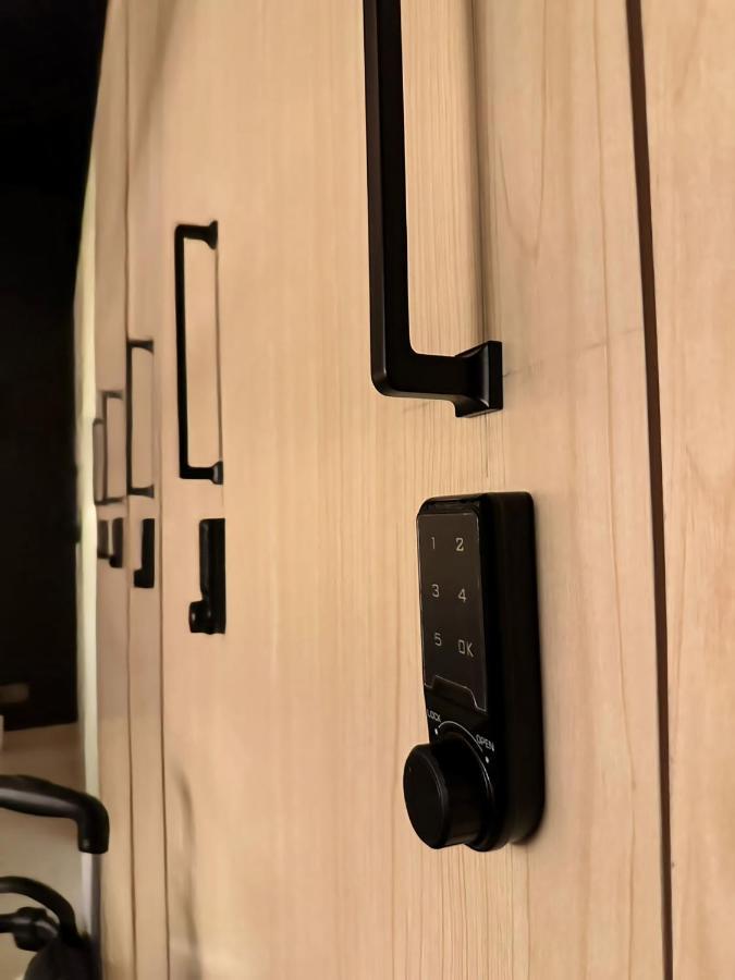 Capsule hotel Westay Capsule *