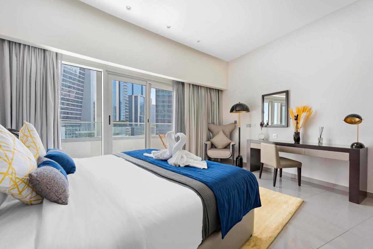 Appartement Luxe 1br Sleeps 4, Near Burj Khalifa And Mall With Pool And Free Parking *