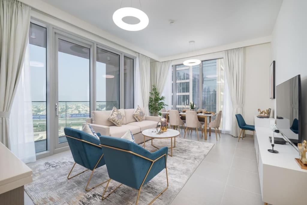 Vogue Downtown Opera District By Emaar Apartment