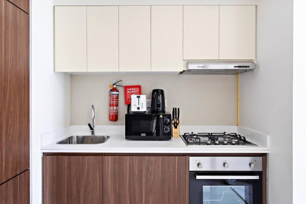 Stonetree - Modern 1br In Vera * Dubaï