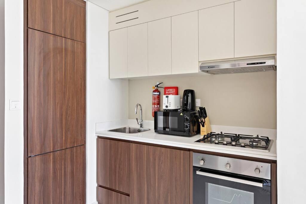 Stonetree - Modern 1br In Vera * Dubaï
