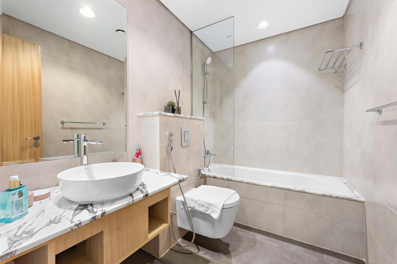 Full Burj Khalifa View Lux 2bedroom With Rooftop Pool Location In Paramount Midtown * Dubái