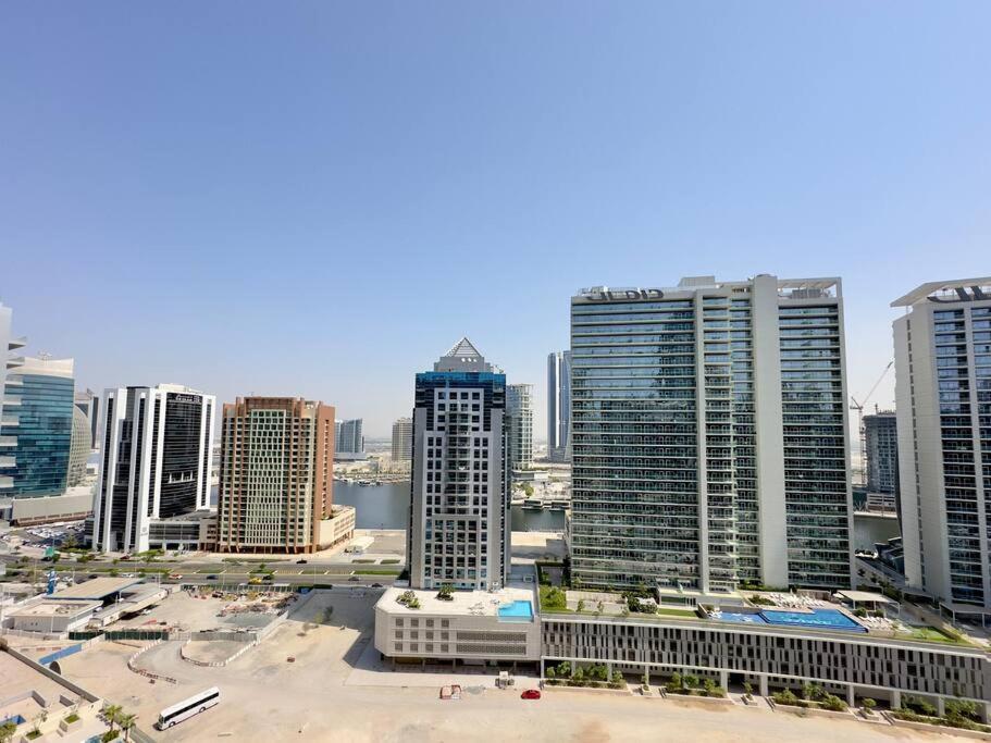 Dar Vacation - Modern & Stylish 2br Near Burj Khalifa Apartamento Dubái