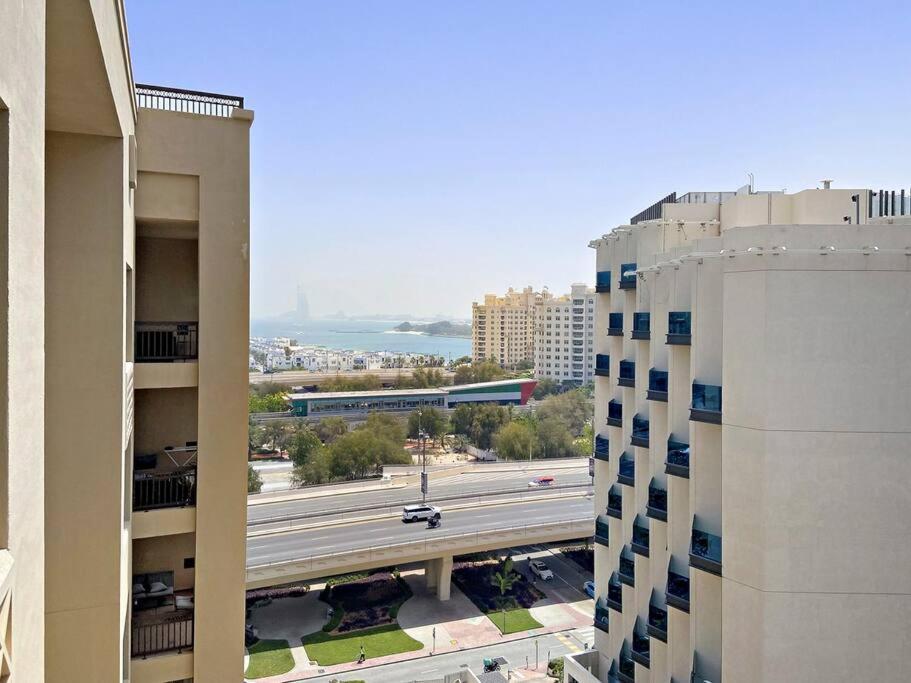 Stonetree - Elegant 2br With 1 Maids * Dubaï