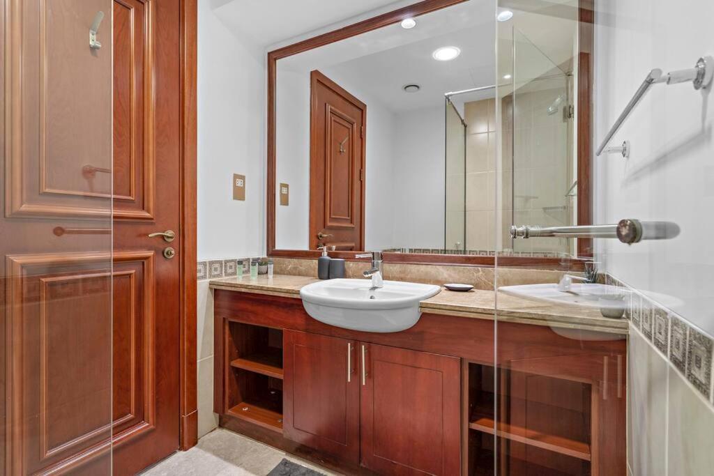 Appartement Stonetree - Elegant 2br With 1 Maids *