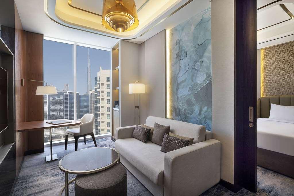 Hotel Embassy By Hilton Business Bay Dubaï