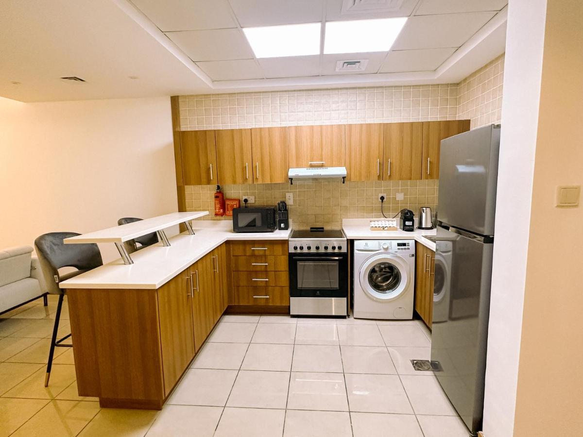 Brand New In Marina 47th Floor Lejlighed *