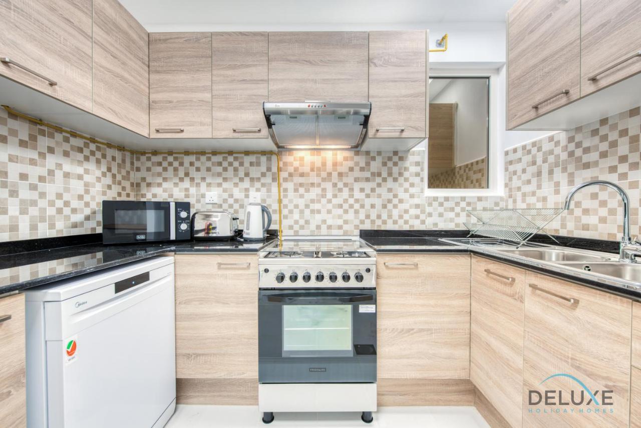 Appartamento Vivid 2br At Canal Residences West Sports By Deluxe Homes Dubai