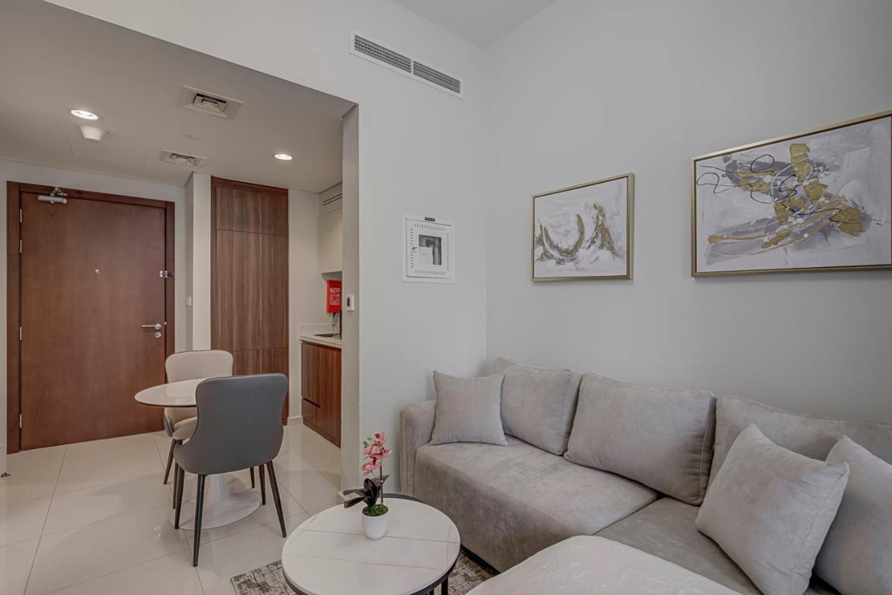One Bedroom Near Burj Khalifa Mall-5minuts Walk-rva913 Dubai