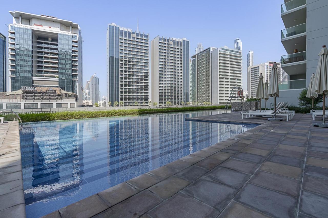 Apartment One Bedroom Near Burj Khalifa Mall-5minuts Walk-rva913 *